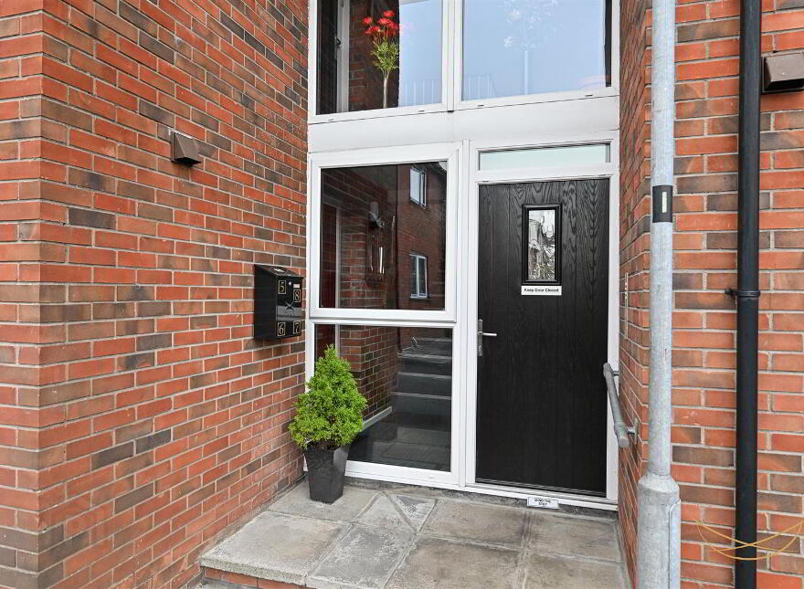 5 Carrickburn Court, Carrickfergus, BT38 7PQ