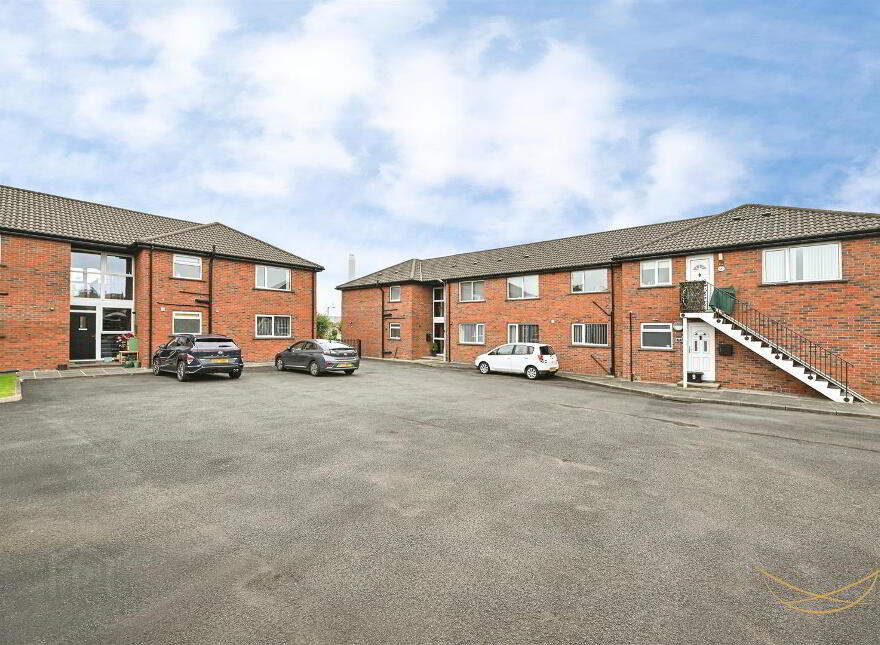 5 Carrickburn Court, Carrickfergus, BT38 7PQ
