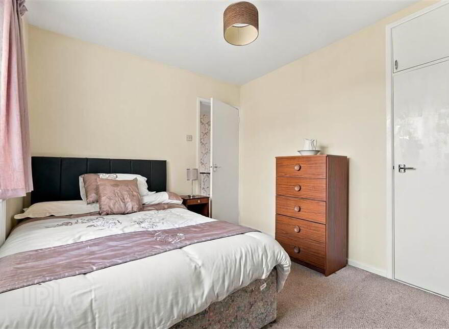37 Old Cullybackey Road, Ballymena, BT43 5JP