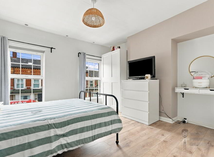 42 Portallo Street, Belfast, BT6 9BE