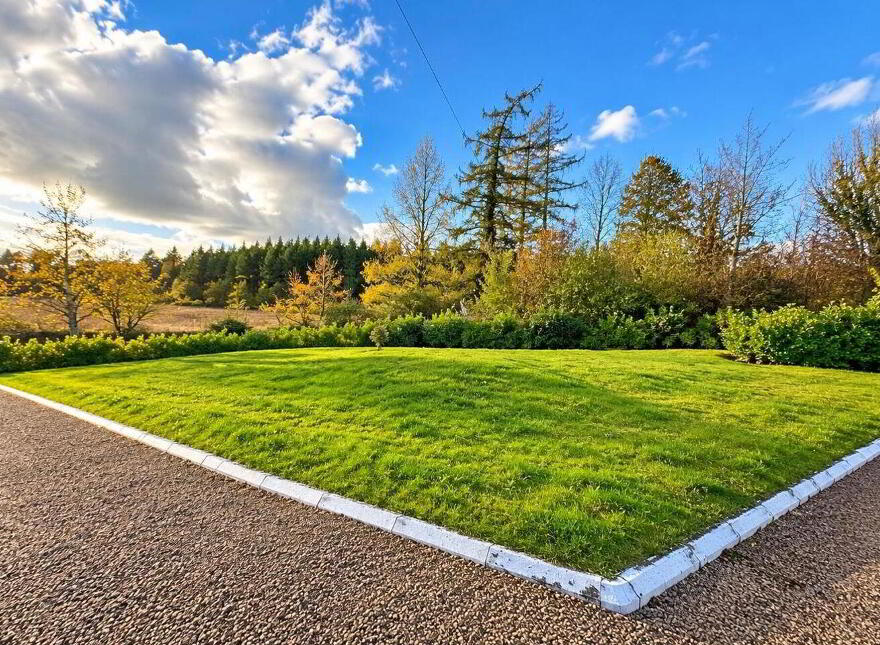 Curraghard, Lisacul, Lisacul, F45F242