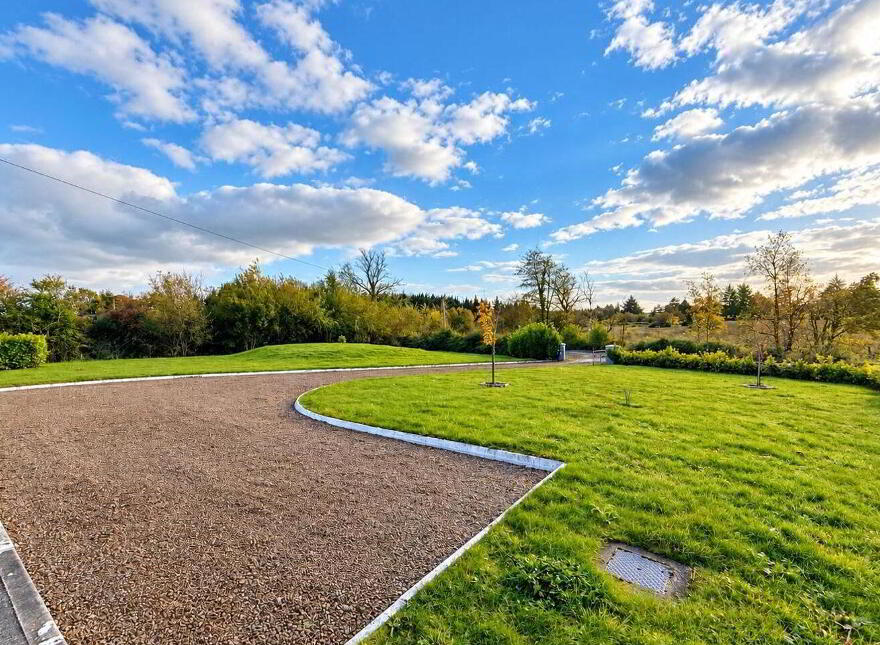 Curraghard, Lisacul, Lisacul, F45F242