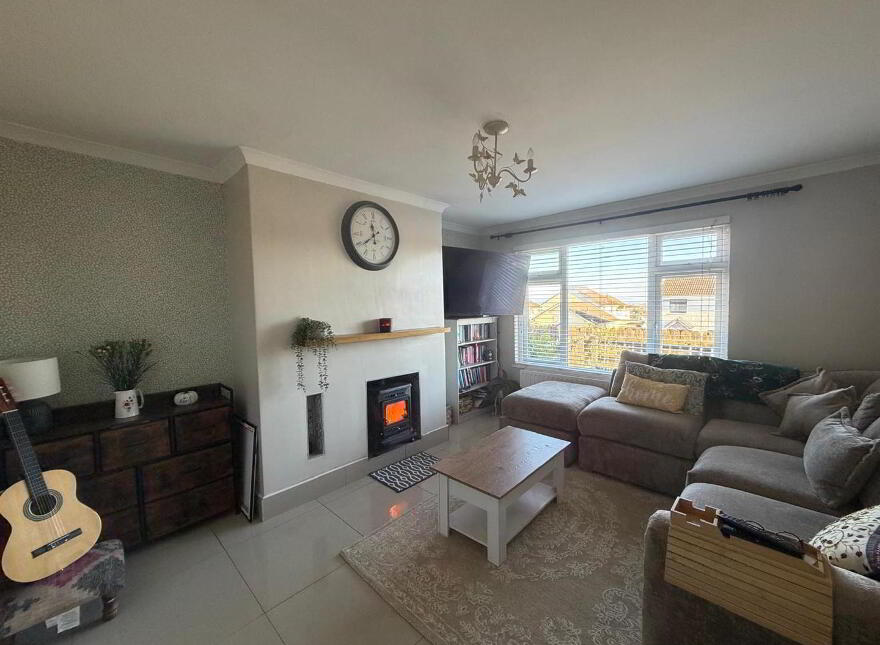 76 Hollymount Park, Waterside, Derry, BT47 3UP