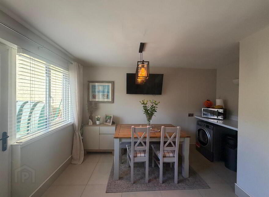 76 Hollymount Park, Waterside, Derry, BT47 3UP
