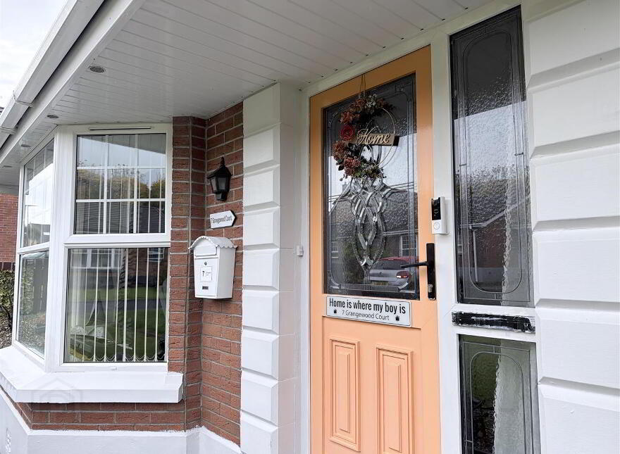 7 Grangewood Court, Waterside, L'Derry, BT47 5WT