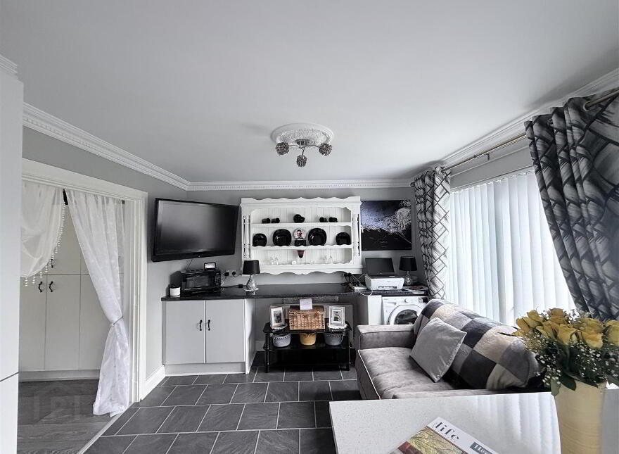 7 Grangewood Court, Waterside, L'Derry, BT47 5WT