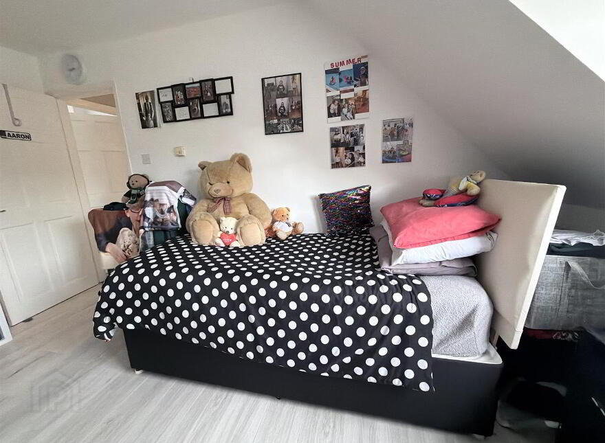 7 Grangewood Court, Waterside, L'Derry, BT47 5WT