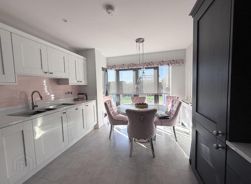 12a Cumber View, Claudy, L'Derry, BT47 4FG