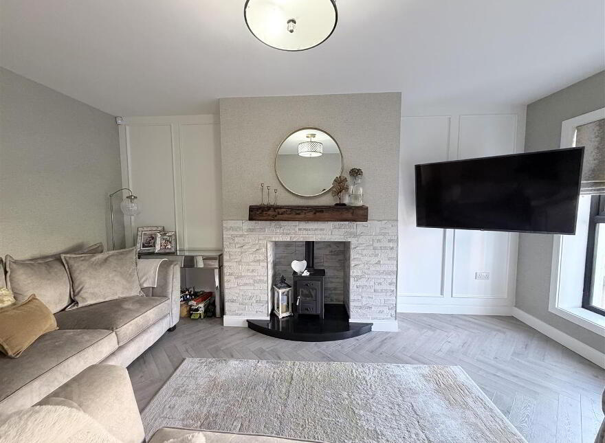 12a Cumber View, Claudy, L'Derry, BT47 4FG