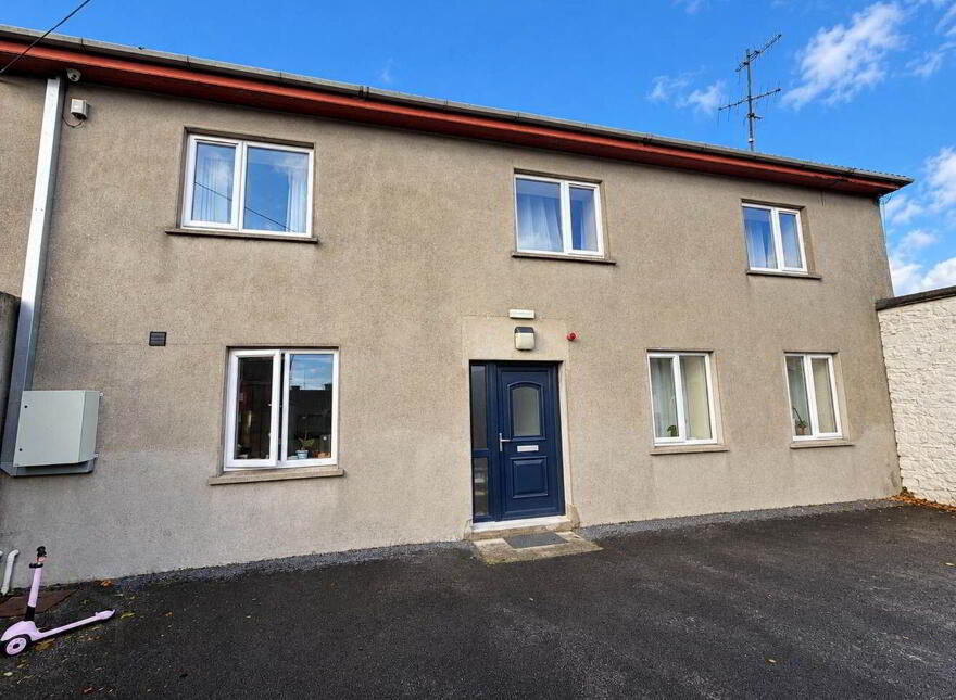 Airmount House, Railway Road, Tipperary Town, E34F672