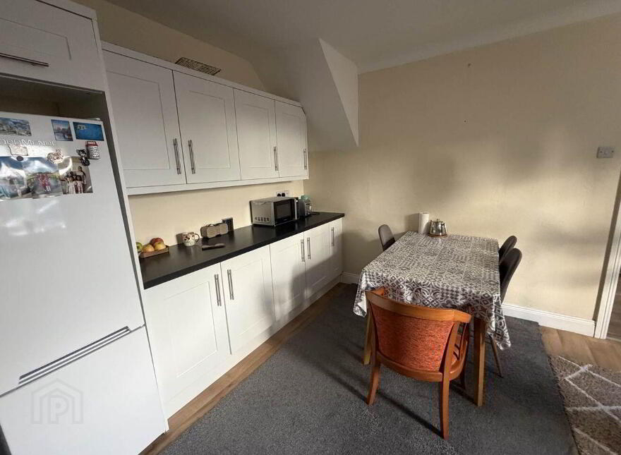 Airmount House, Railway Road, Tipperary Town, E34F672