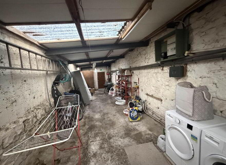 Airmount House, Railway Road, Tipperary Town, E34F672