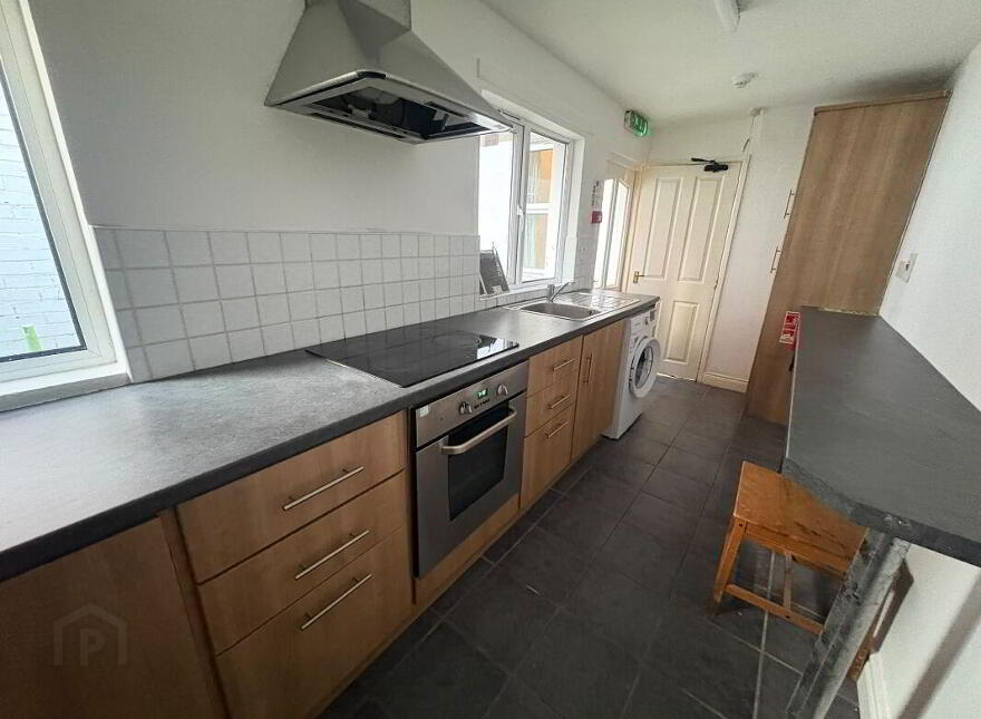52 Melrose Street, Belfast, BT9 7DN