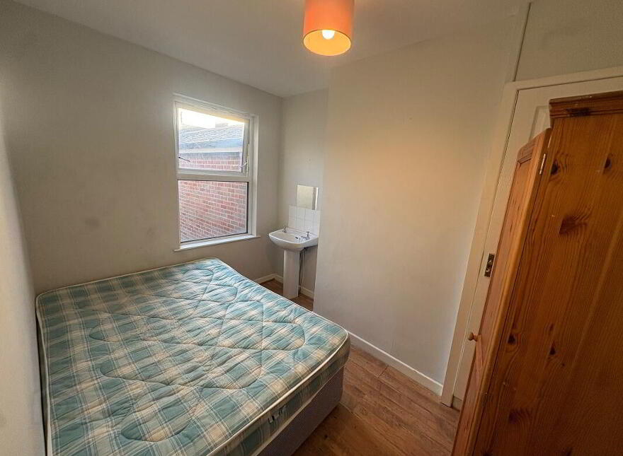 52 Melrose Street, Belfast, BT9 7DN