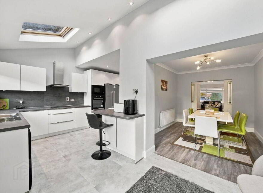 13 Colthurst Gardens, Lucan, K78X651