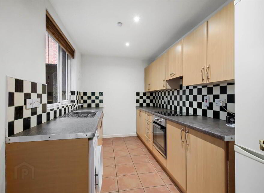 32 Hollycroft Avenue, Belfast, BT5 5JE