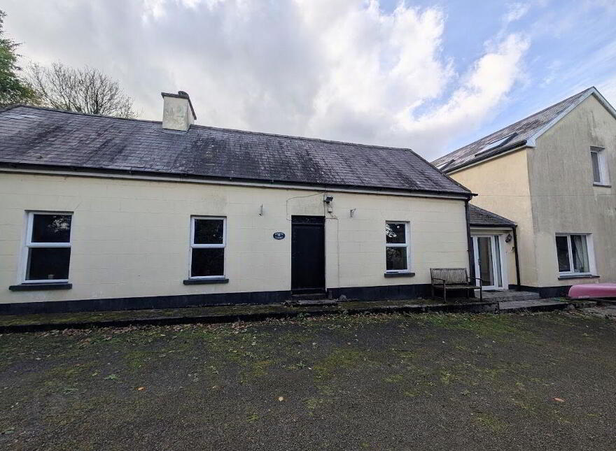 Cleggan Cottage, Ballycahane, Ballinahinch, Ballinahinch, V94P2P0