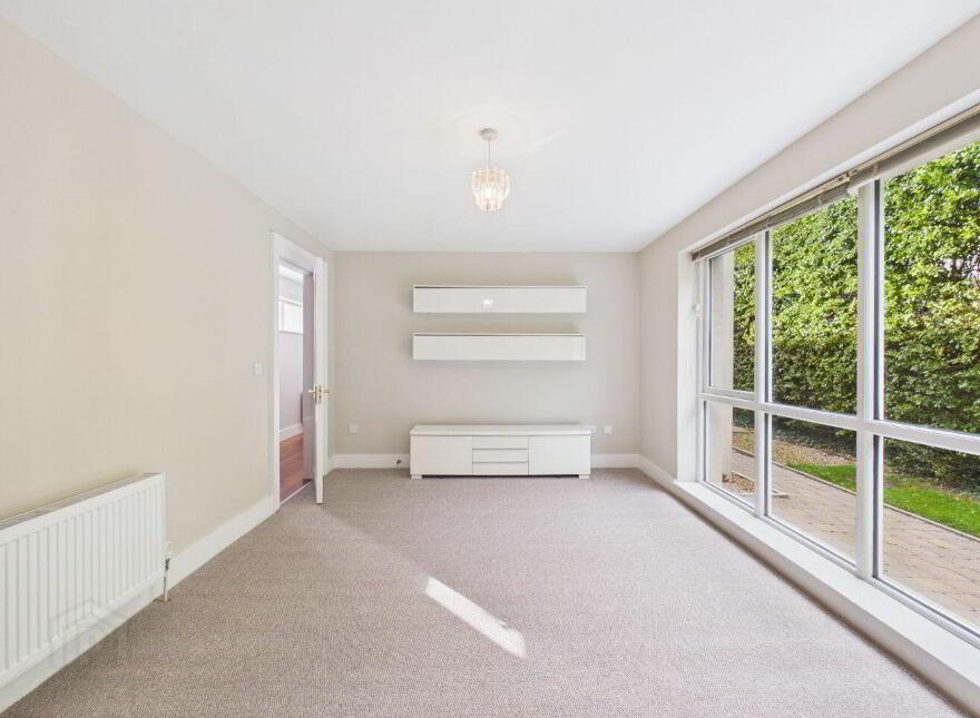 Chestnut House, Rolestown, Swords, K67C8Y8