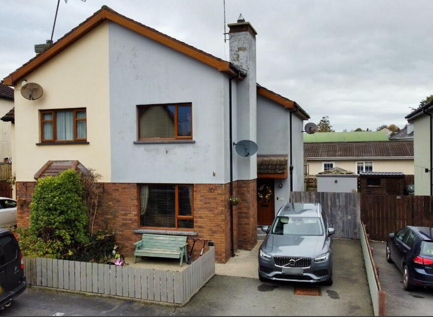 11 Carrick Meadow, Camlogh, Newry, BT35 7LJ