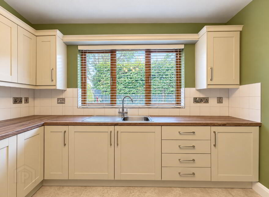 5 Stream Park, Kilkeel, BT34 4DE