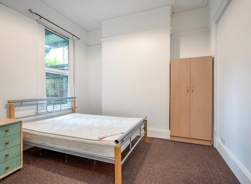 Flat 1, 43 Malone Avenue, Belfast, BT9 6EP