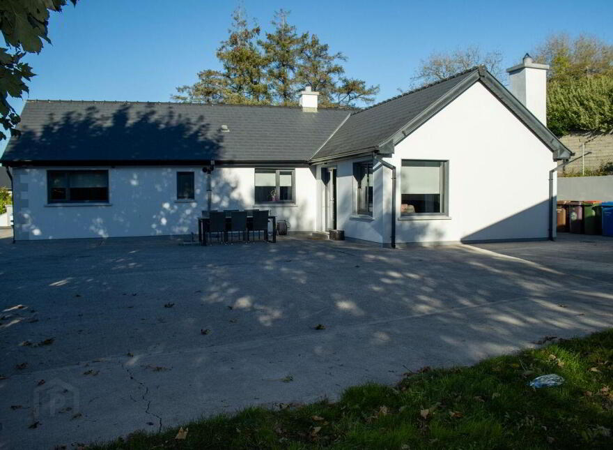 Altamont, Millstreet, P51X9R0