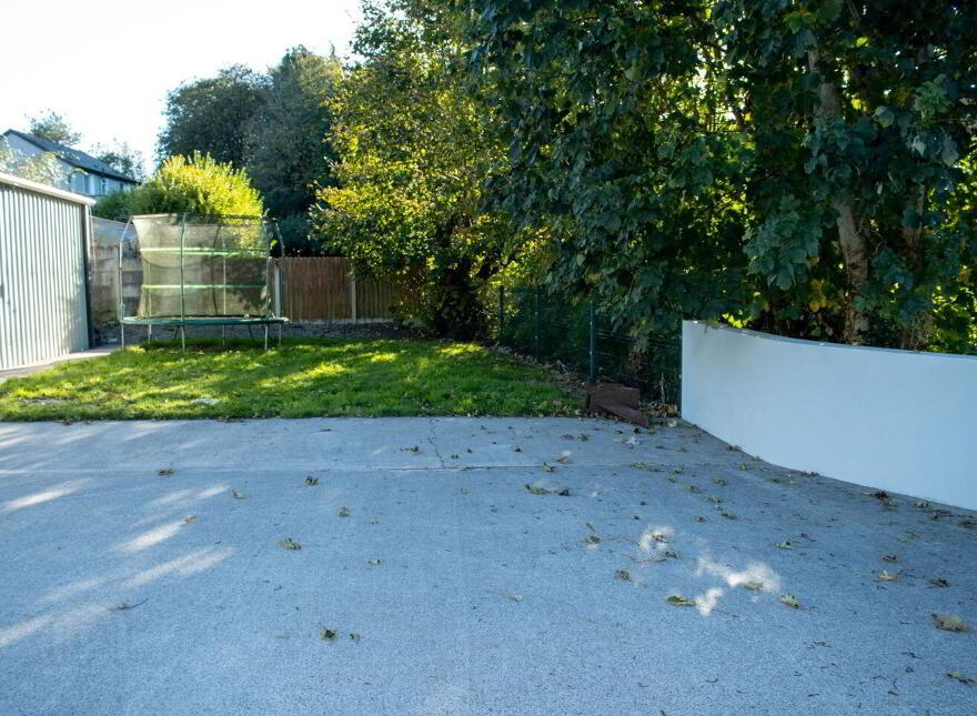Altamont, Millstreet, P51X9R0