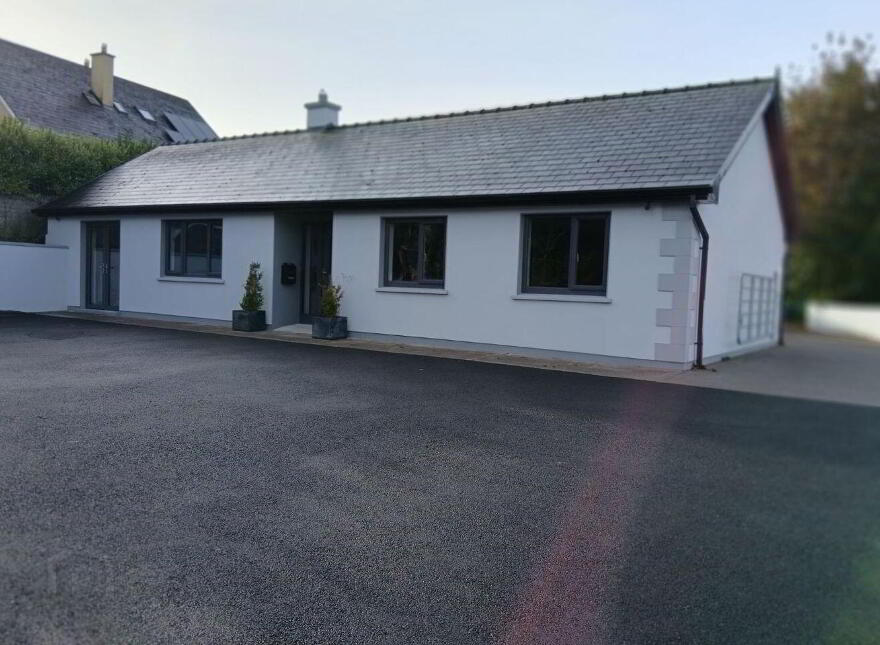 Altamont, Millstreet, P51X9R0