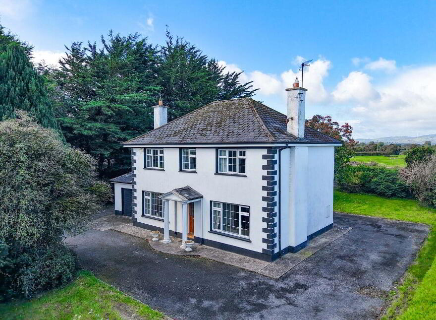 The Green, Holycross, Holycross, E41R250