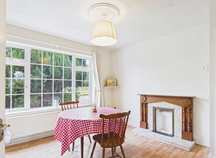The Green, Holycross, Holycross, E41R250