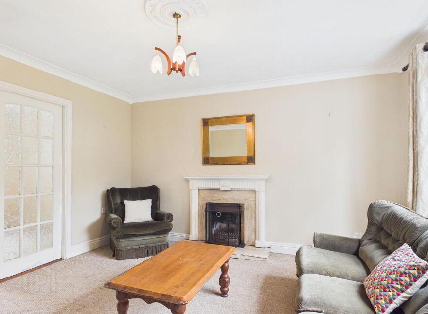 The Green, Holycross, Holycross, E41R250