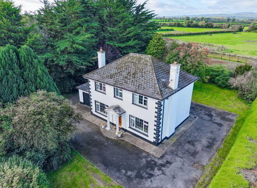 The Green, Holycross, Holycross, E41R250