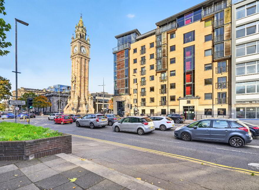 89 Queens Square, Belfast, BT1 3FF