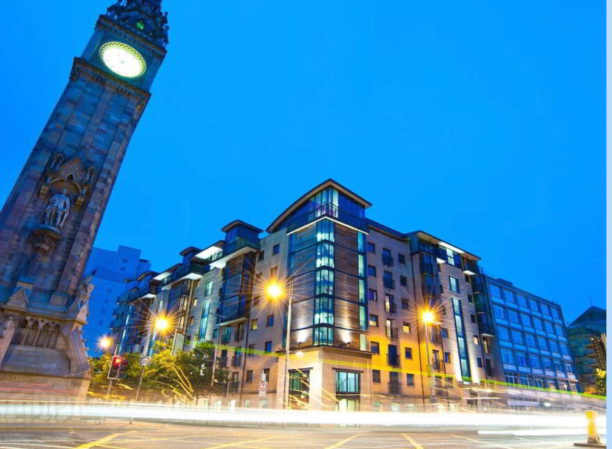 89 Queens Square, Belfast, BT1 3FF