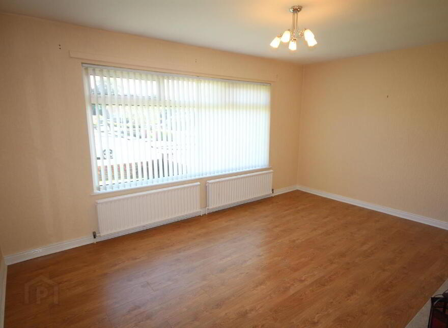 6 Iveagh Park, Downpatrick, BT30 6JZ