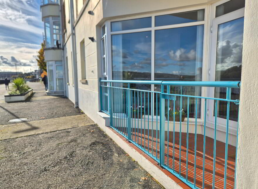 2 Foyleview Apartments, Strand Road, Derry, BT48 7NS