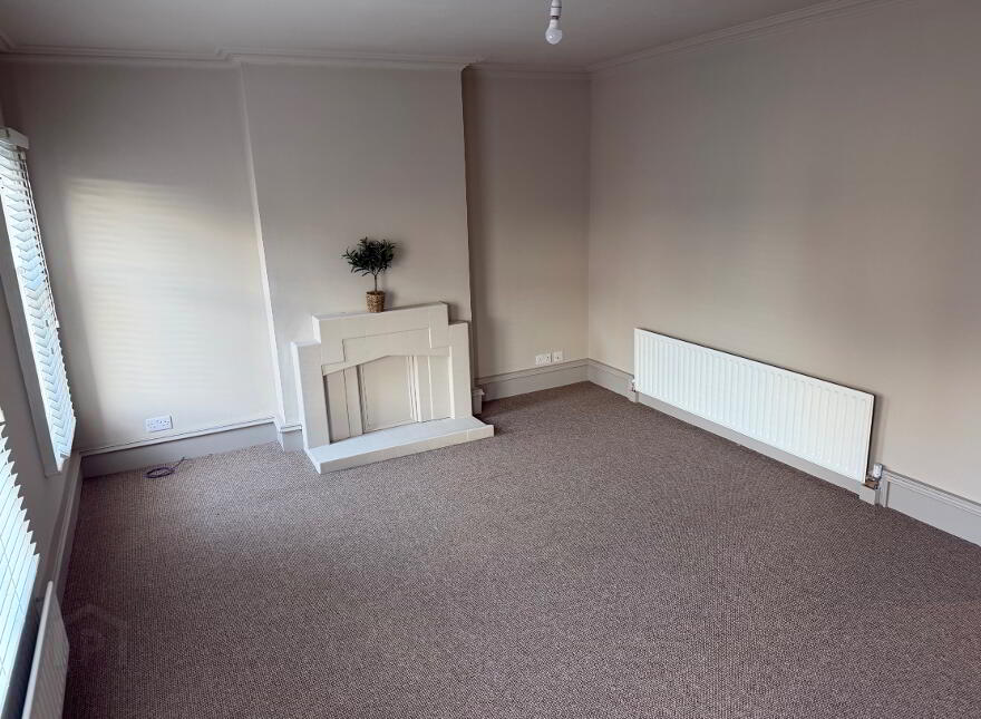 168 Kingsway, Dunmurry, Belfast, BT17 9AD