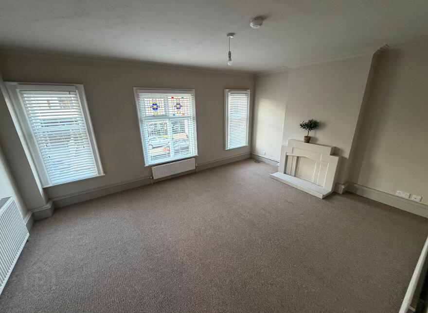 168 Kingsway, Dunmurry, Belfast, BT17 9AD
