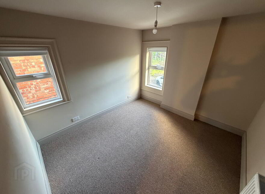 168 Kingsway, Dunmurry, Belfast, BT17 9AD
