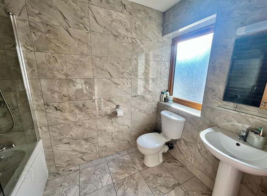 17 The Pines, Avourwen, Drogheda, A92F5NP