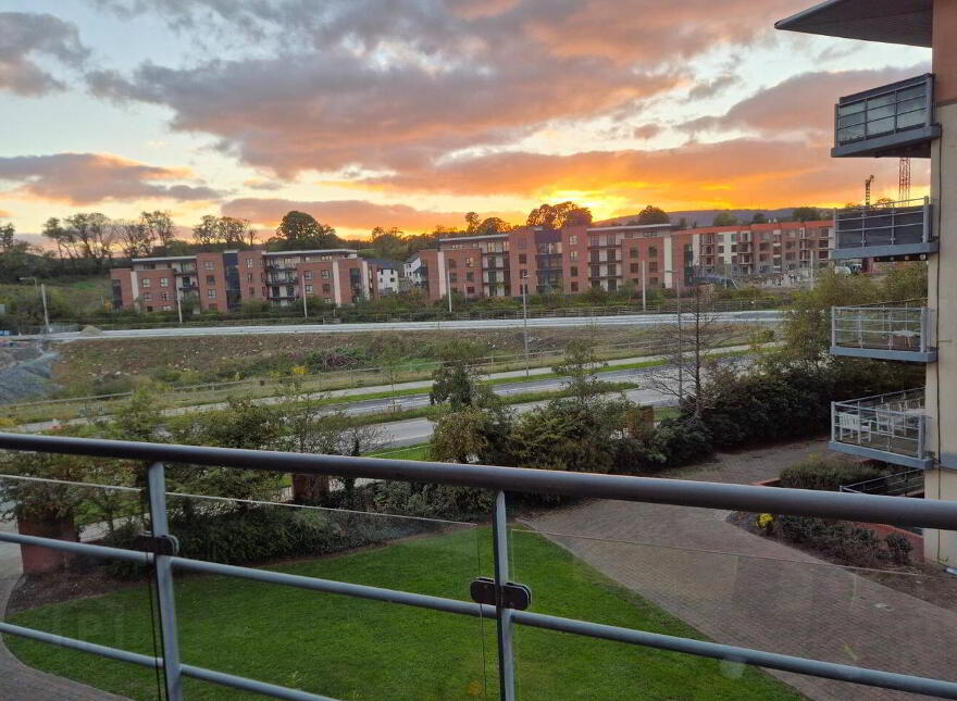 161 The Oval, Block, O Tullyvale, Dublin 18, D18Y840