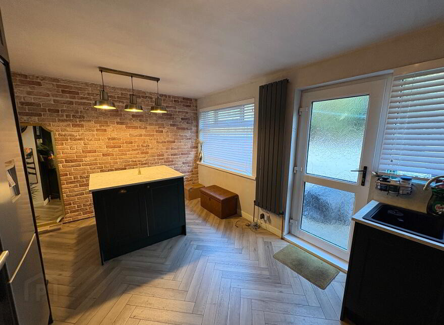 44 Woodbreda Drive, Saintfield Road, Belfast, BT8 7HZ