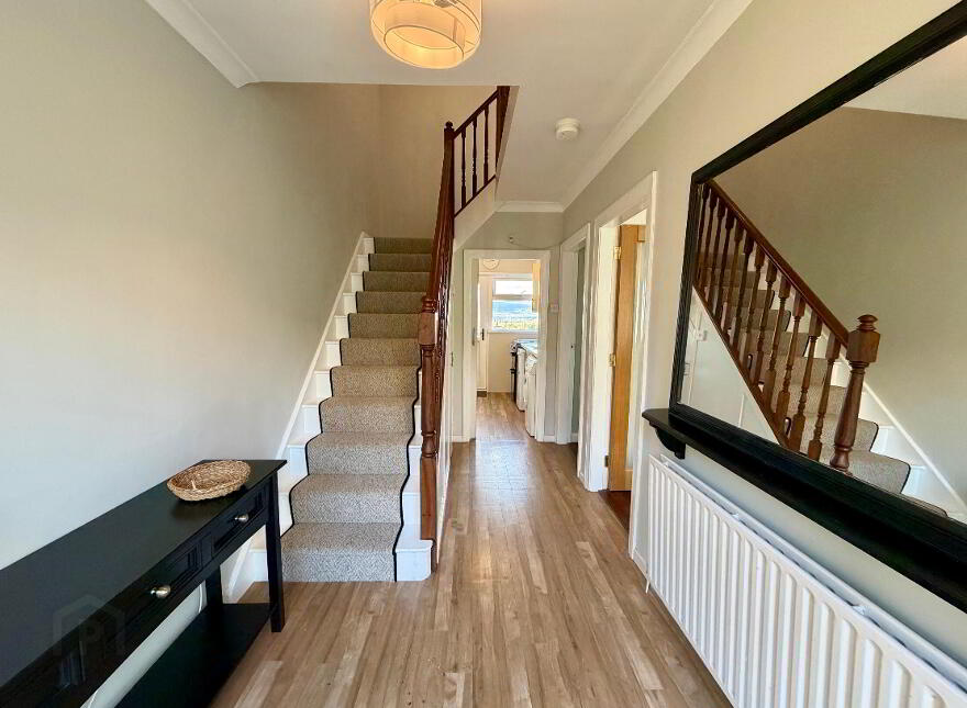 4 Martinville Park, Belfast, BT8 7JH