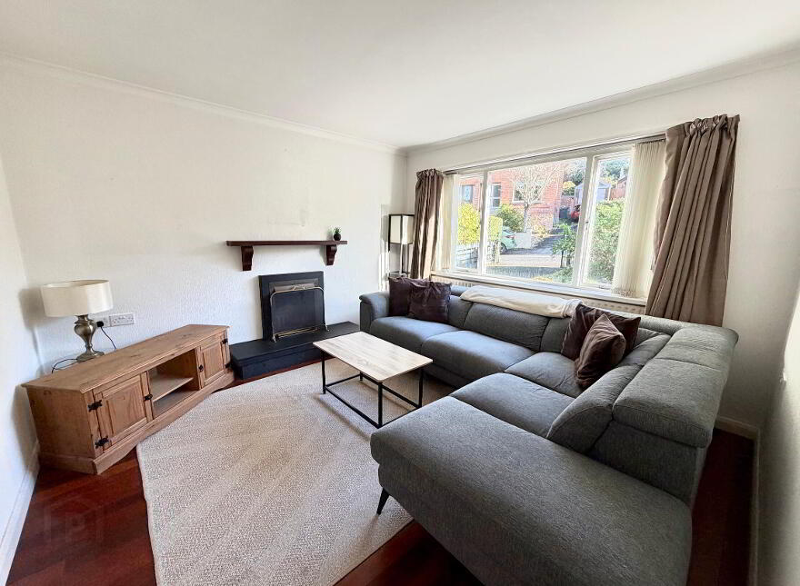 4 Martinville Park, Belfast, BT8 7JH
