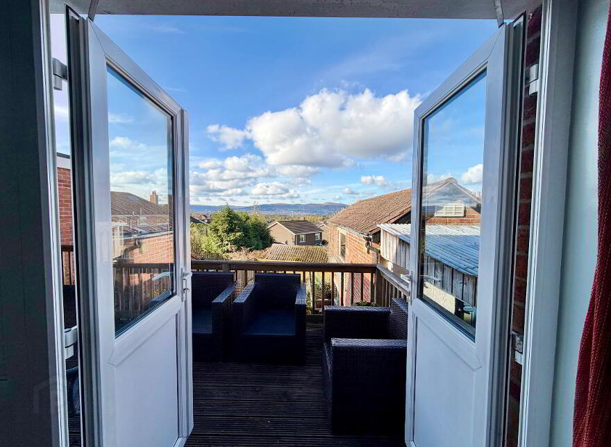 4 Martinville Park, Belfast, BT8 7JH