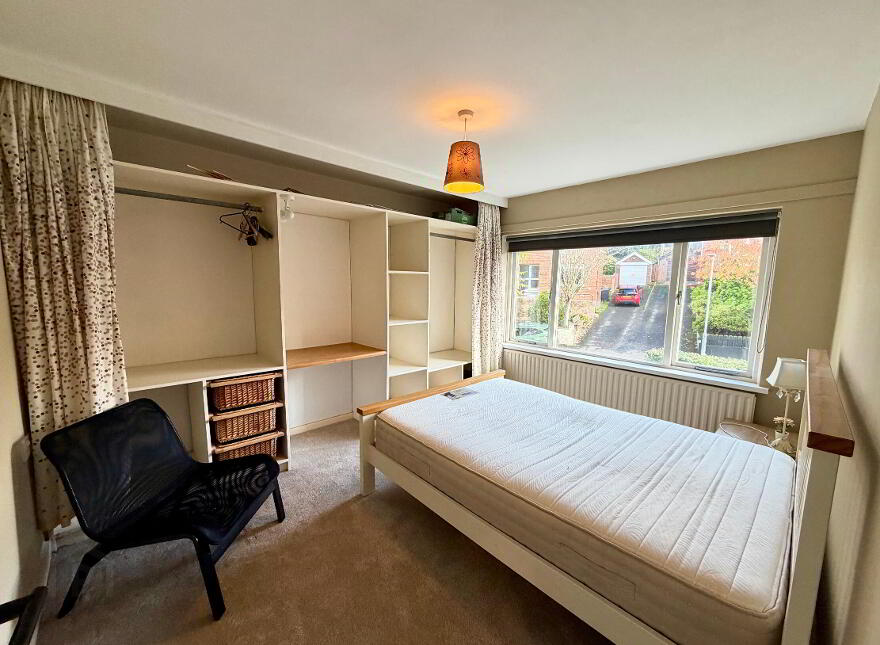 4 Martinville Park, Belfast, BT8 7JH