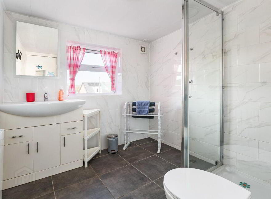 Saint Anne's, Mill Road, Bunclody, Y21EK50