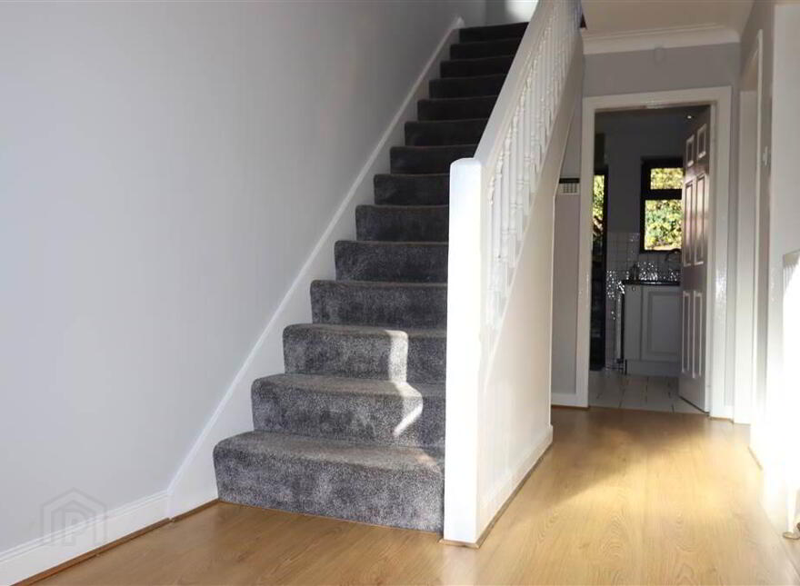 5 Beechdene Drive, Lisburn, BT28 3LY