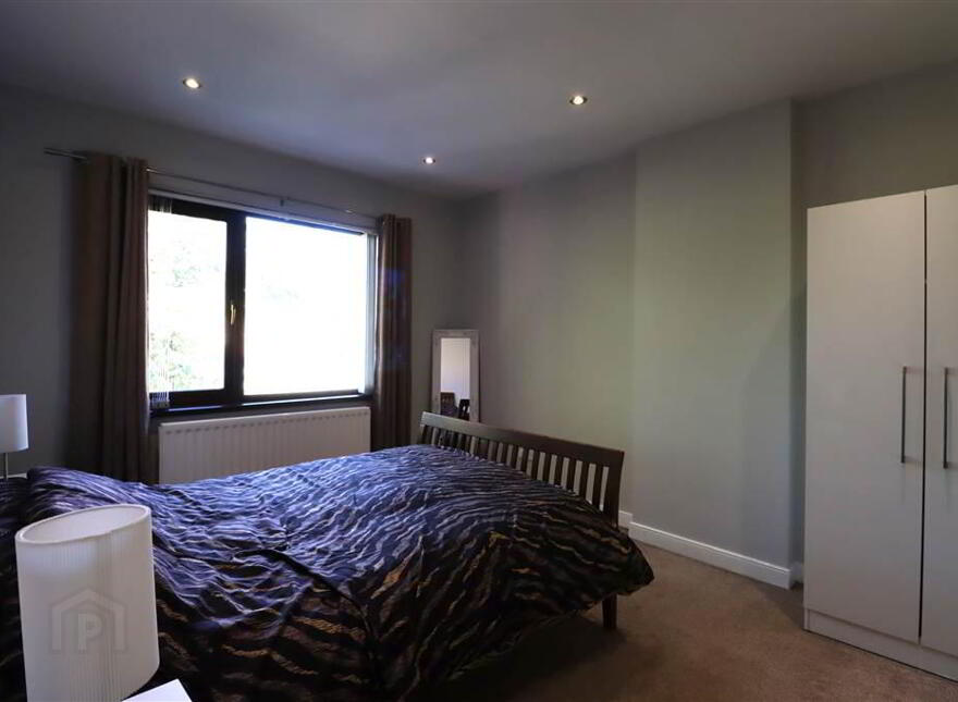 5 Beechdene Drive, Lisburn, BT28 3LY