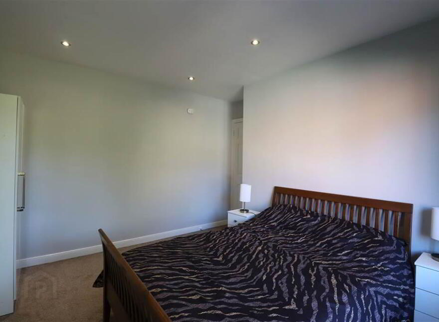 5 Beechdene Drive, Lisburn, BT28 3LY